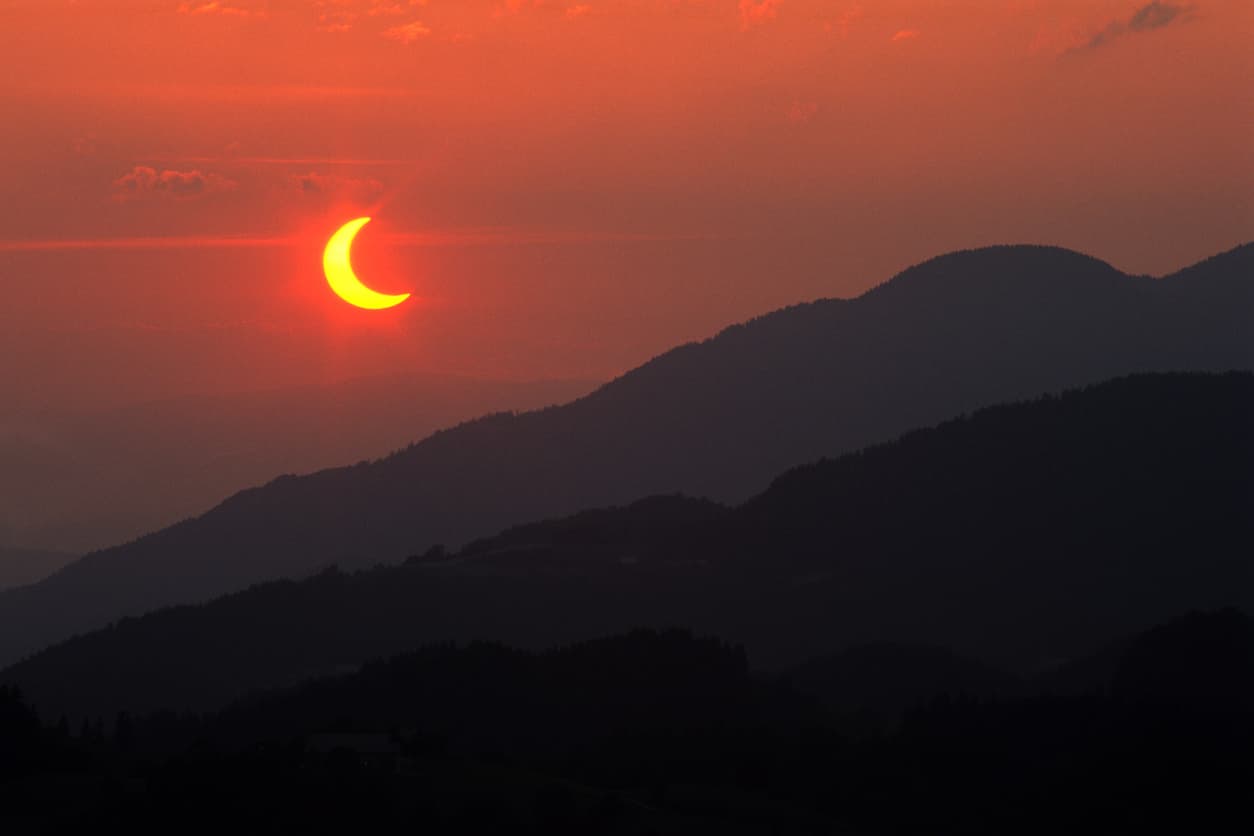 Eclipse solar: ¿Qué debes saber para verlo en California?