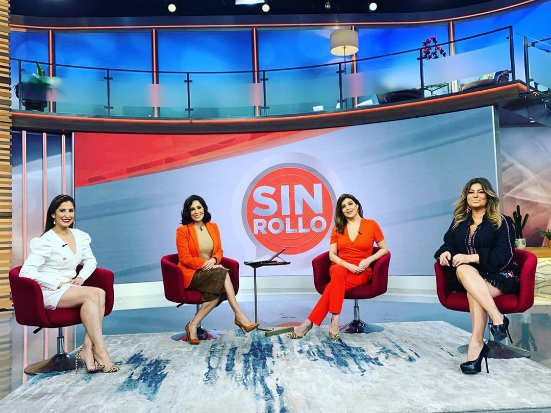 Separaditas, pero guapas como siempre y con toda la actitud para Sin Rollo.