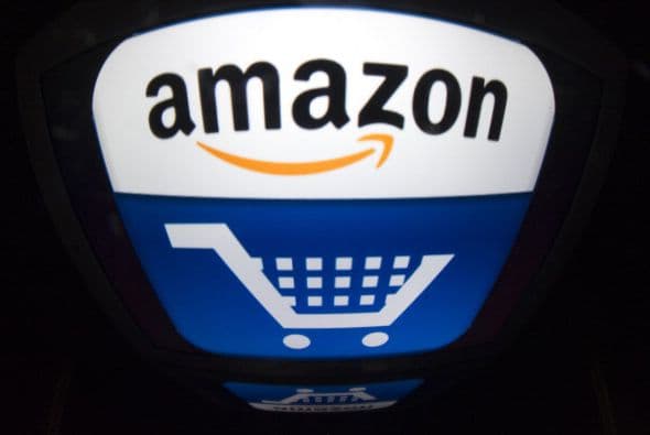 10. AMAZON. Escalando cuatro posiciones, la marca de venta al por menor tiene un valor estimado de 64,255 millones de dólares.