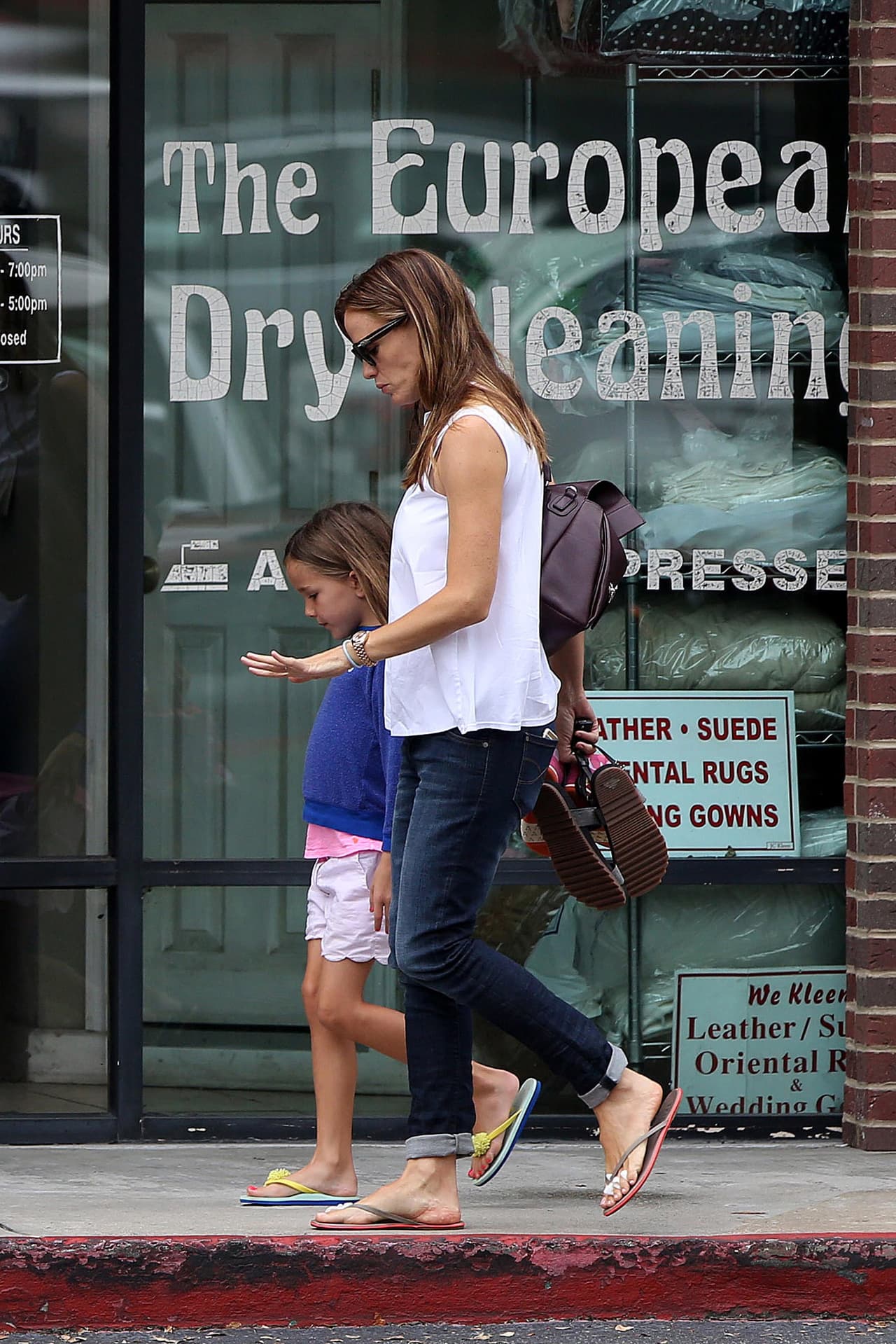 Ben no tardó en desmentir la nota.