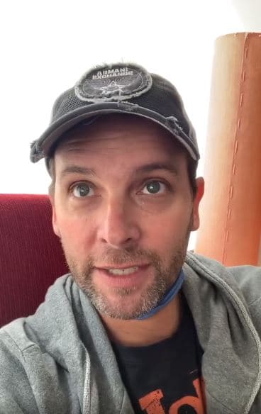 "Mañana voy a mandar traer fruta y verdura de Jamaica (el mercado), si quieres algo, lo pedimos y te lo paso", continuó el mensaje.