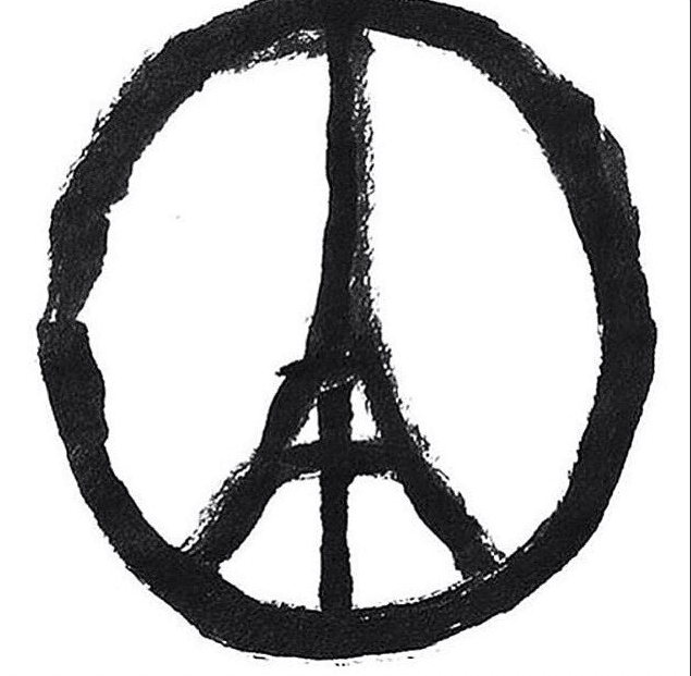 El ataque ocurrió durante la noche del viernes, se han reportado diversas explosiones, ataques y se contabilizan cientos de heridos.