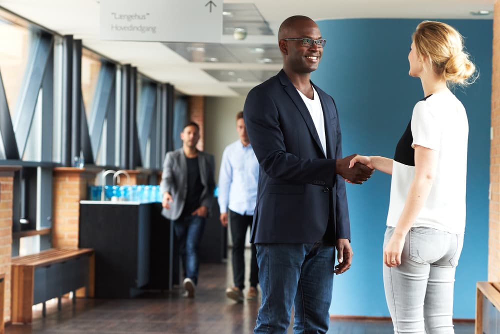 Estate consciente en cuestiones de todo tipo que hay que hacer las cosas bien hechas desde el primer paso. No es que mates tu iniciativa, pero hazlo con mucho talento y con la cabeza bien puesta sobre los hombros escuchando opiniones y criterios ajenos de gente que sabe más que tú.
<br>