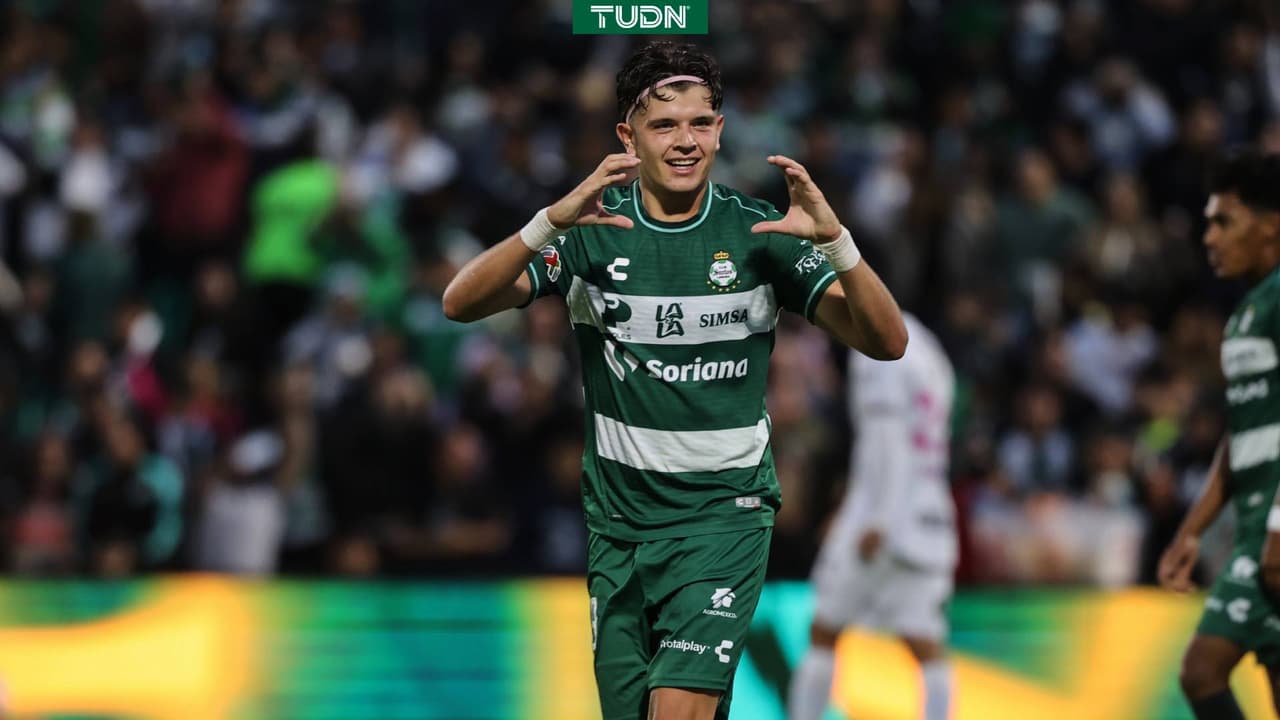 Tahiel Jiménez, el hijo del Lorito que anotó 'hat-trick' histórico con Santos