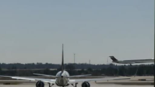 Asesinan a empleada de Delta en estacionamiento cerca del aeropuerto de Atlanta