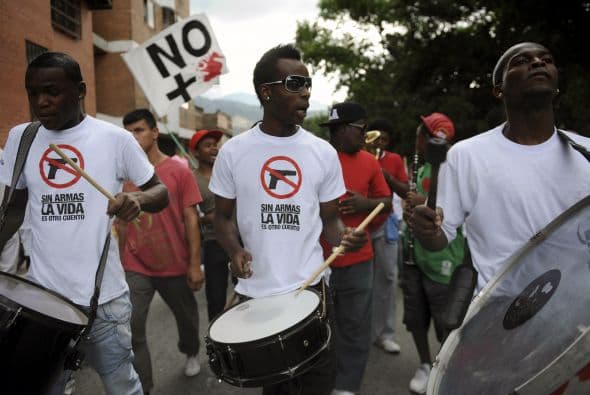 La policía metropolitana de Medellín informó que el rapero murió baleado a manos de desconocidos.