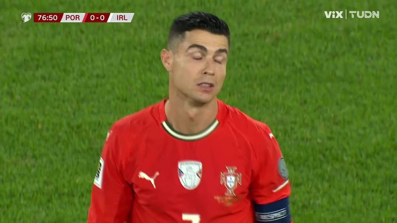 ¡Insólito! Cristiano Ronaldo falla penal ante Irlanda y nadie lo puede creer