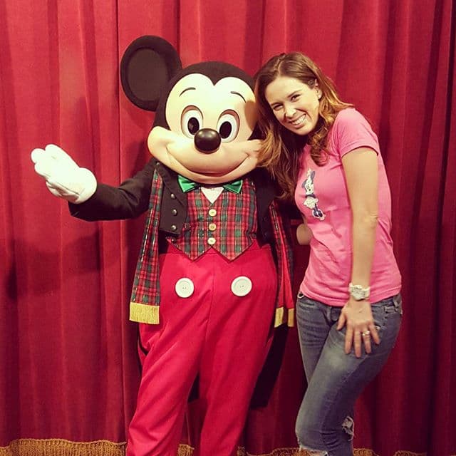 La actriz se divirtió de lo lindo pues también es fanática de los dibujos animados.