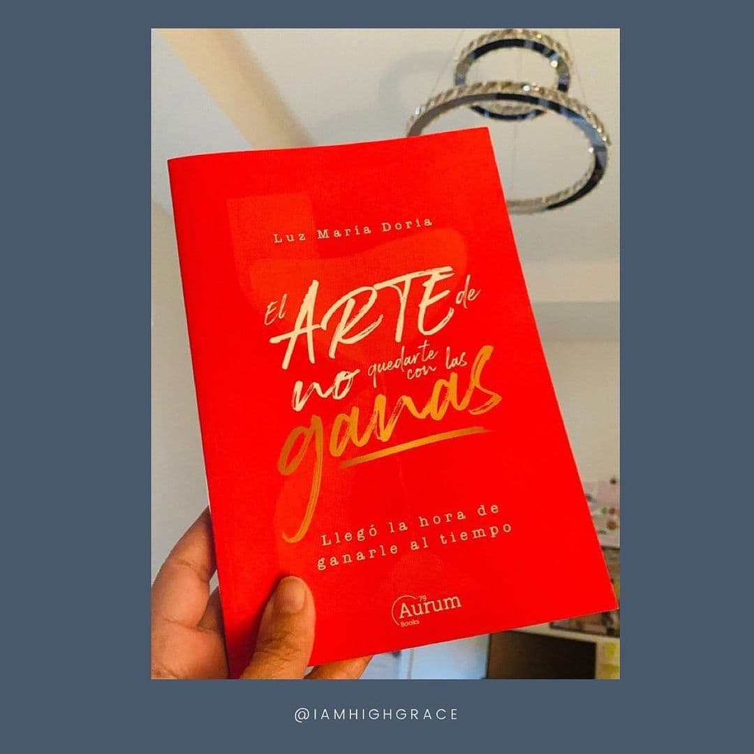 Estas páginas envuelven la entrega y lucha que ha comenzado en momentos especiales, como una invitación a cambiar la vida.