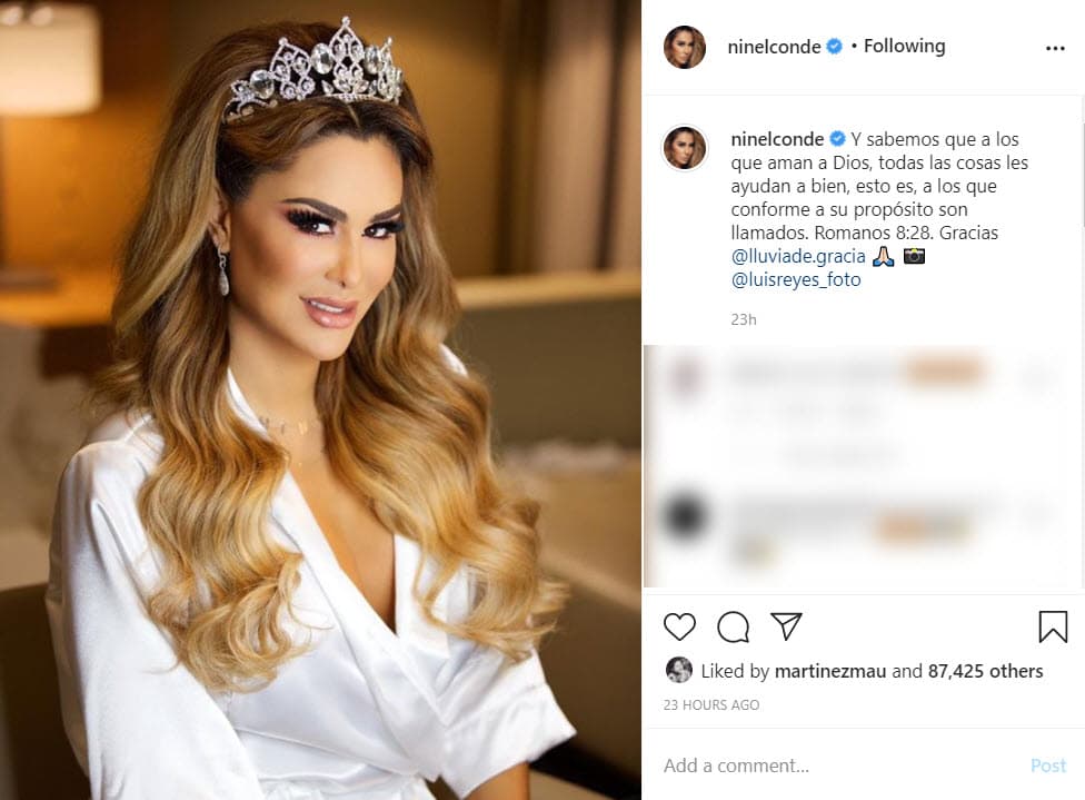 Finalmente, 'El Bombón Asesino' contrajo nupcias por la noche en la Hacienda Valle Escondido, en el estado de México.
<br>