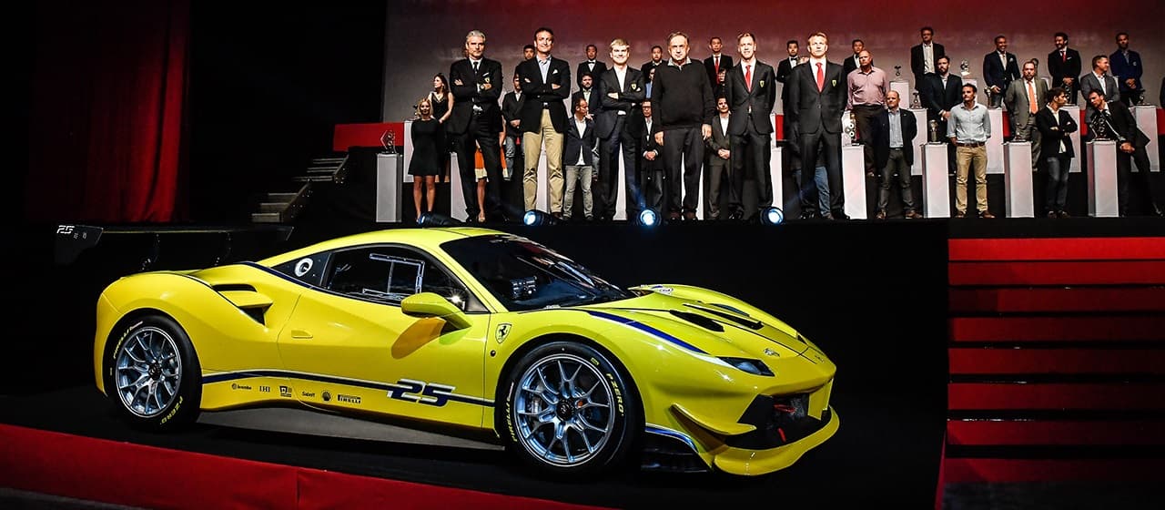 Ferrari hace vibrar Daytona con la presentación del 488 Challenge