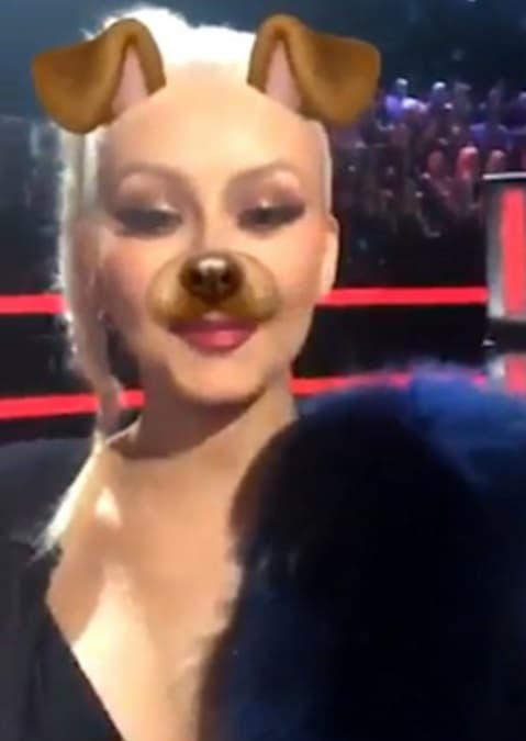 La cantante se transfomó y nos dejó a todos con la boca abierta, pues sigue viéndose lindísima.