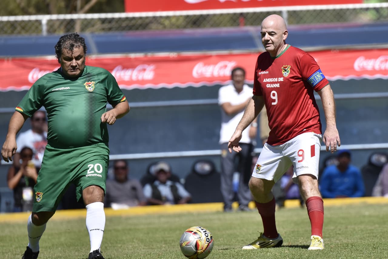 Gianni Infantino derrota a Evo Morales en amistoso disputado en Bolivia