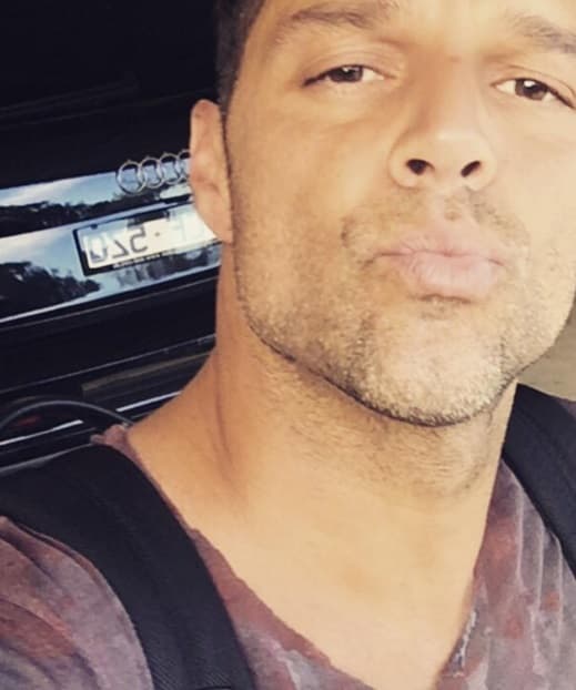Ricky Martin mandó besitos a sus fanáticos...