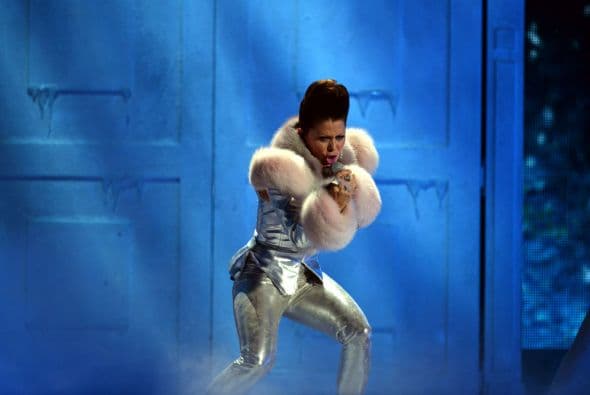 Así fue como comenzaron a sonar las notas de "Mi peor error", su más reciente éxito.