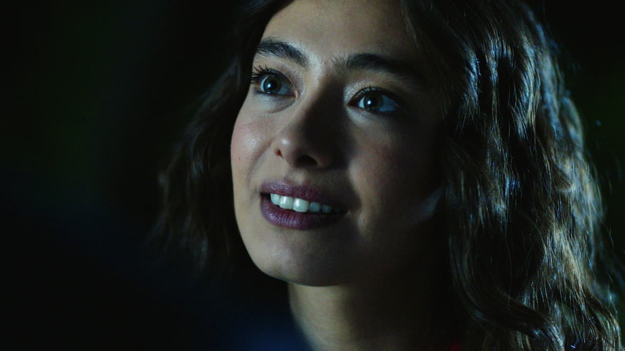 Nihan quedó completamente conmovida con la sorpresa y por un momento se olvidó de su respuesta.