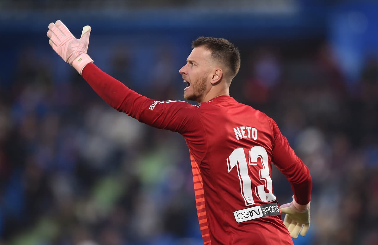 Mientras que Neto, el portero brasileño del Valencia, sería el suplente de Ter Stegen en el Barcelona.