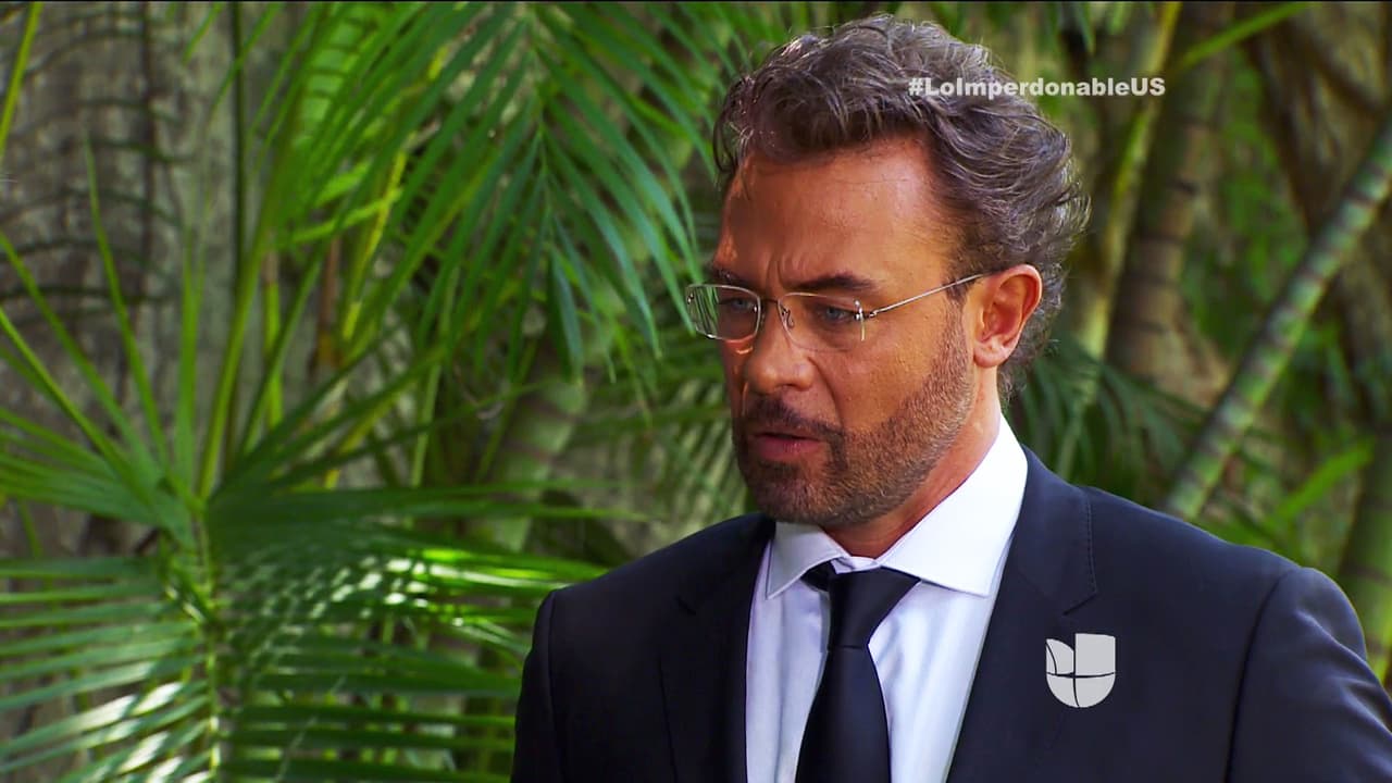 Está muy orgulloso de ti. ¡Ahhh! Pero te vemos muy triste. ¿Aún estás dolido por Verónica?