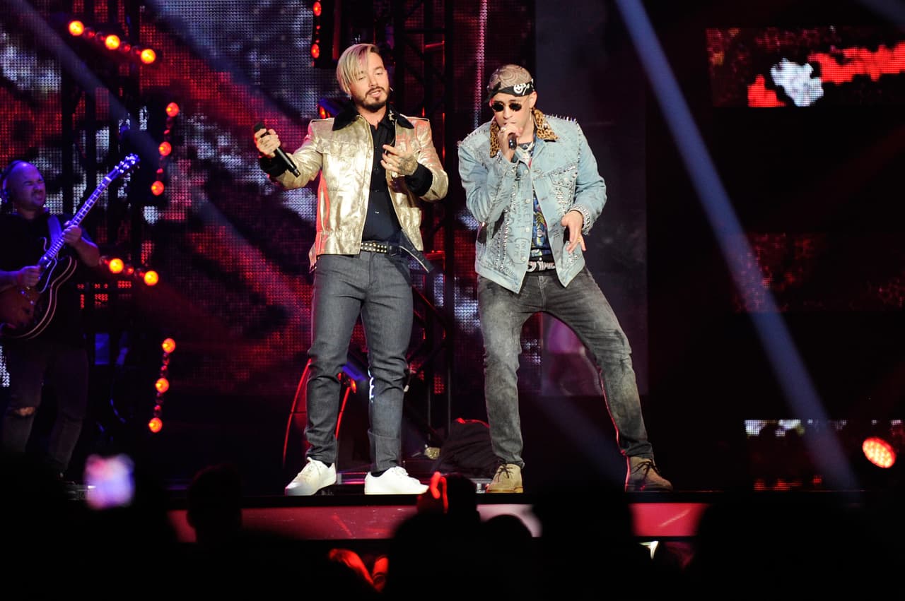 El colombiano ya antes había colaborado con otros artistas y fue hasta Puerto Rico para realizar su primer canción de trap con el artista boricua, Bad Bunny.