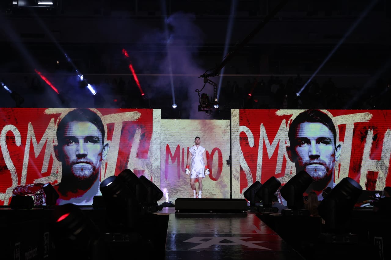 Canelo era favorito en las apuestas antes de comenzar el combate.