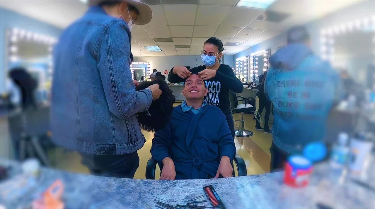 Peluca, moldeado de cara y vestuario fueron algunos de los elementos que el equipo de caracterización usó en El Dasa.