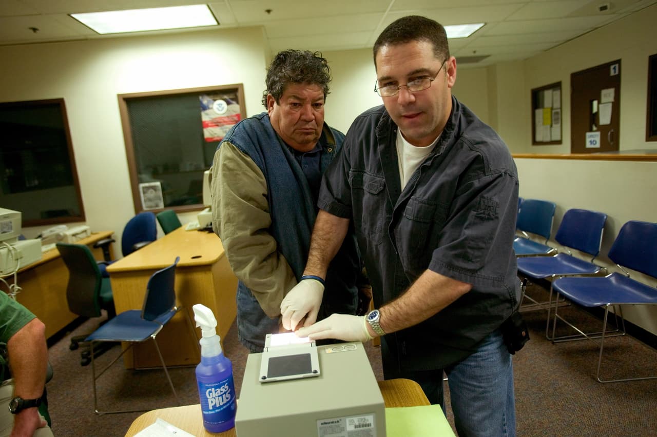 Las deportaciones de indocumentados en EEUU se redujeron a su nivel más bajo en junio