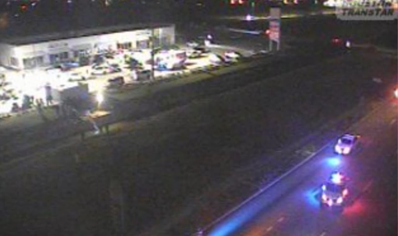 Agente HCSO cae en un arroyo cuando perseguía a un sospechoso en Katy