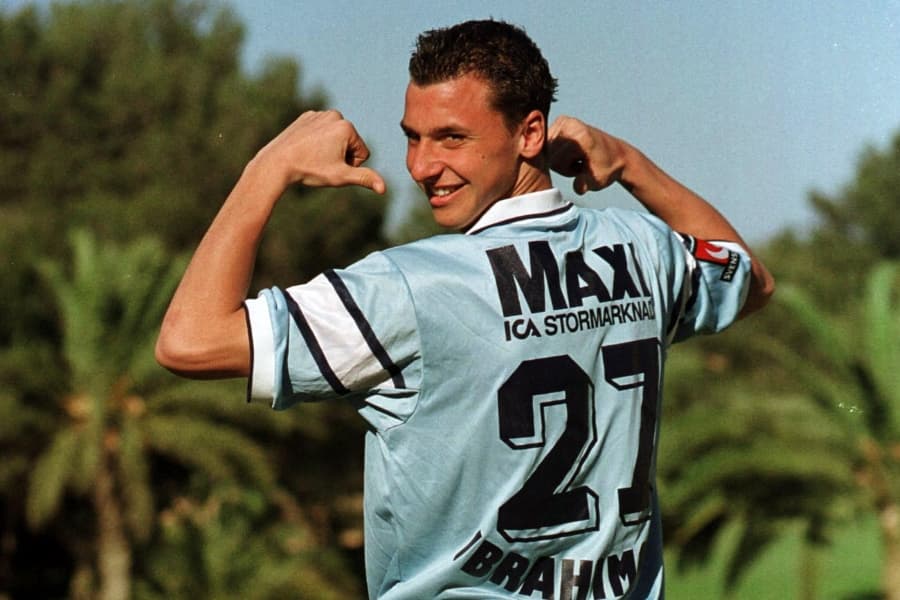 Tras su llegada al Malmö, su primer equipo, ocupó el número 21.