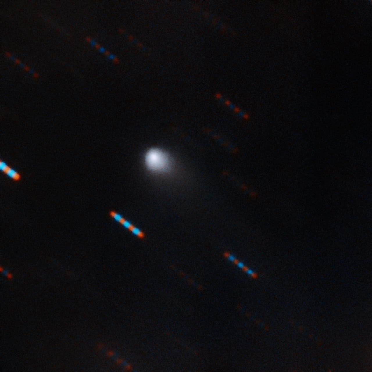 Imagen compuesta en dos colores del Observatorio Géminis de C/2019 Q4 (Borisov) que es el primer cometa interestelar jamás identificado.
