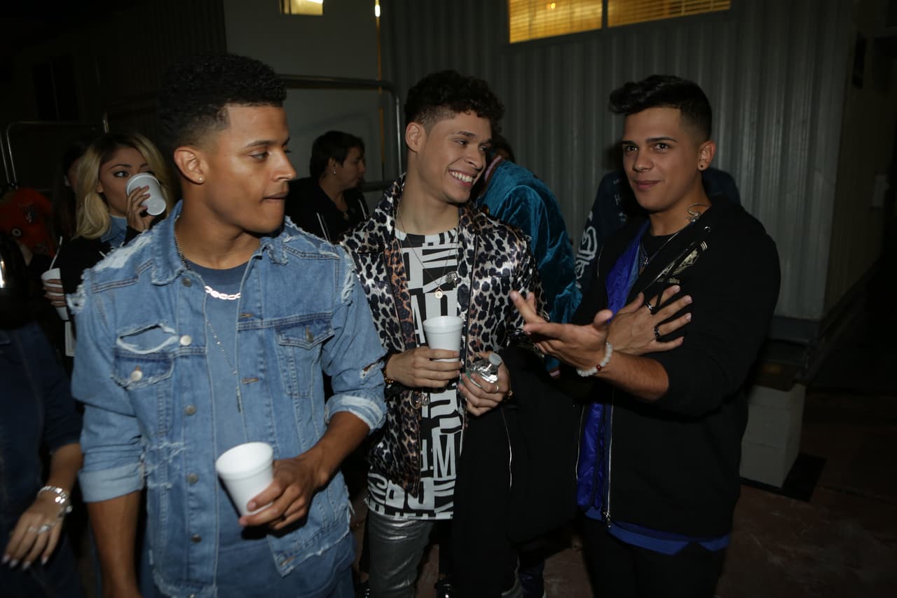 Los chicos cada vez se unen más.