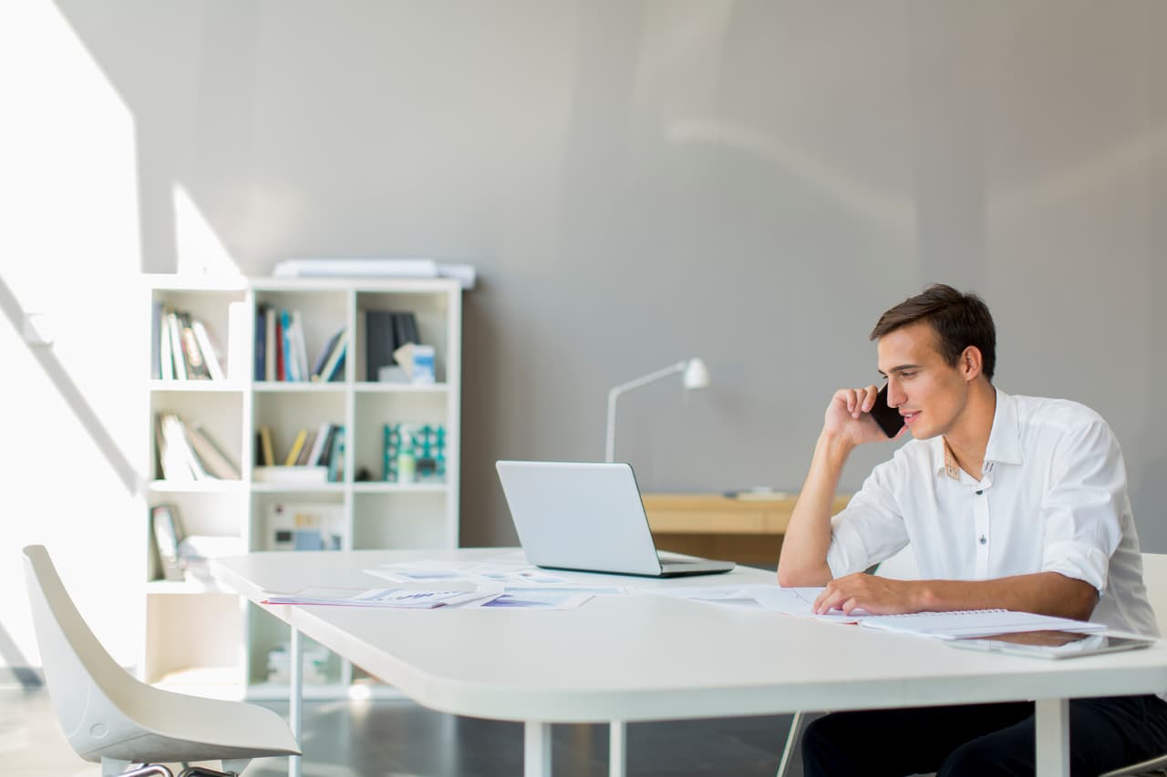 . Tal vez no estés en tu mejor momento, pero al mismo tiempo no es el peor. Todo volverá a su normalidad. Concéntrate bien en lo que haces pues podrías cometer errores si no pones los cinco sentidos en lo que dices, o haces.