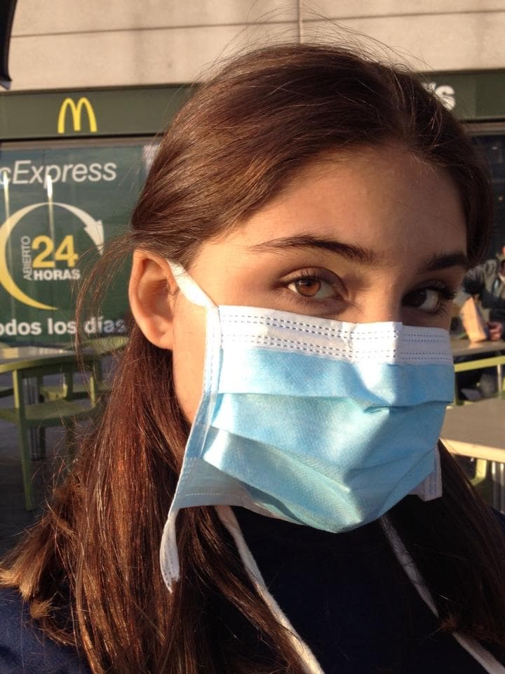 La primera caminata de Fede tras la operación.