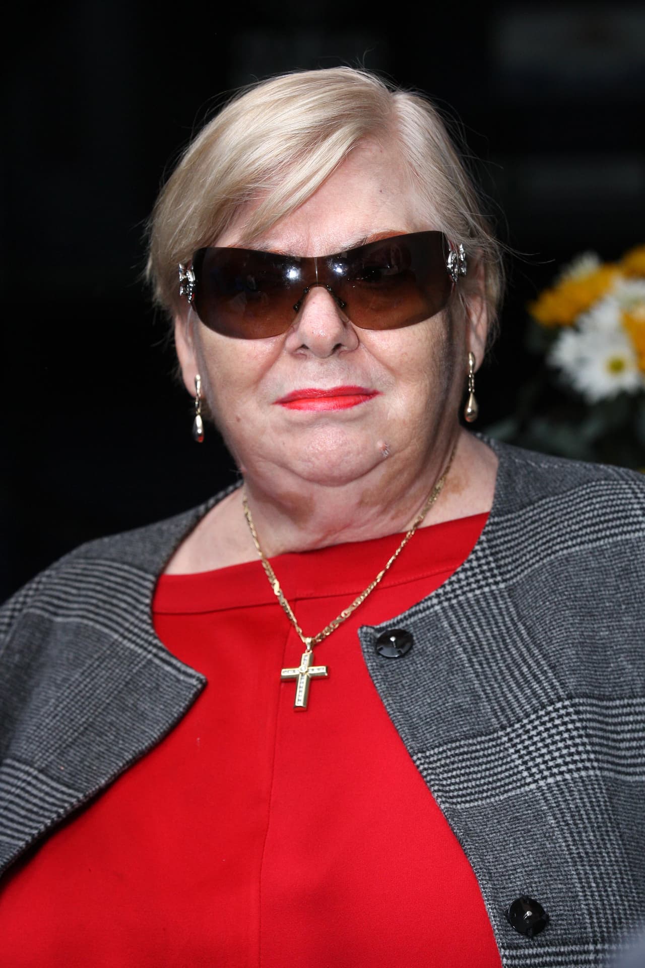 De acuerdo con la agencia Notimex, 
<b>Francisco Torres</b>, vocero de Paquita la del Barrio, informó que en las próximas horas la artista podría ser dada de alta del hospital mexicano en el cual 
<b><a href="https://www.univision.com/radio/radio-nacional/internan-de-emergencia-a-paquita-la-del-barrio-por-dos-complicaciones-medicas-video">recibió auxilio tras sufrir una trombosis pulmonar</a></b>.