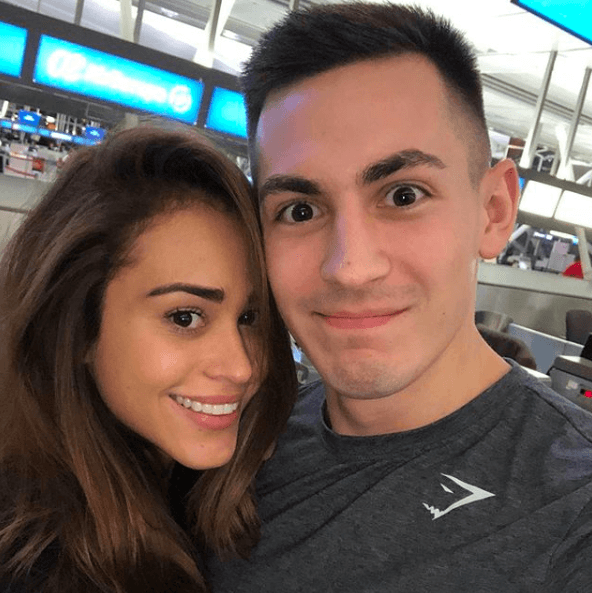 Douglas Martin es un reconocido youtuber y gamer profesional, famoso por su destreza en algunos videojuegos.