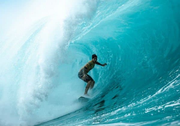 El brasileño Gabriel Medina se proclamó bicampeón mundial de surf