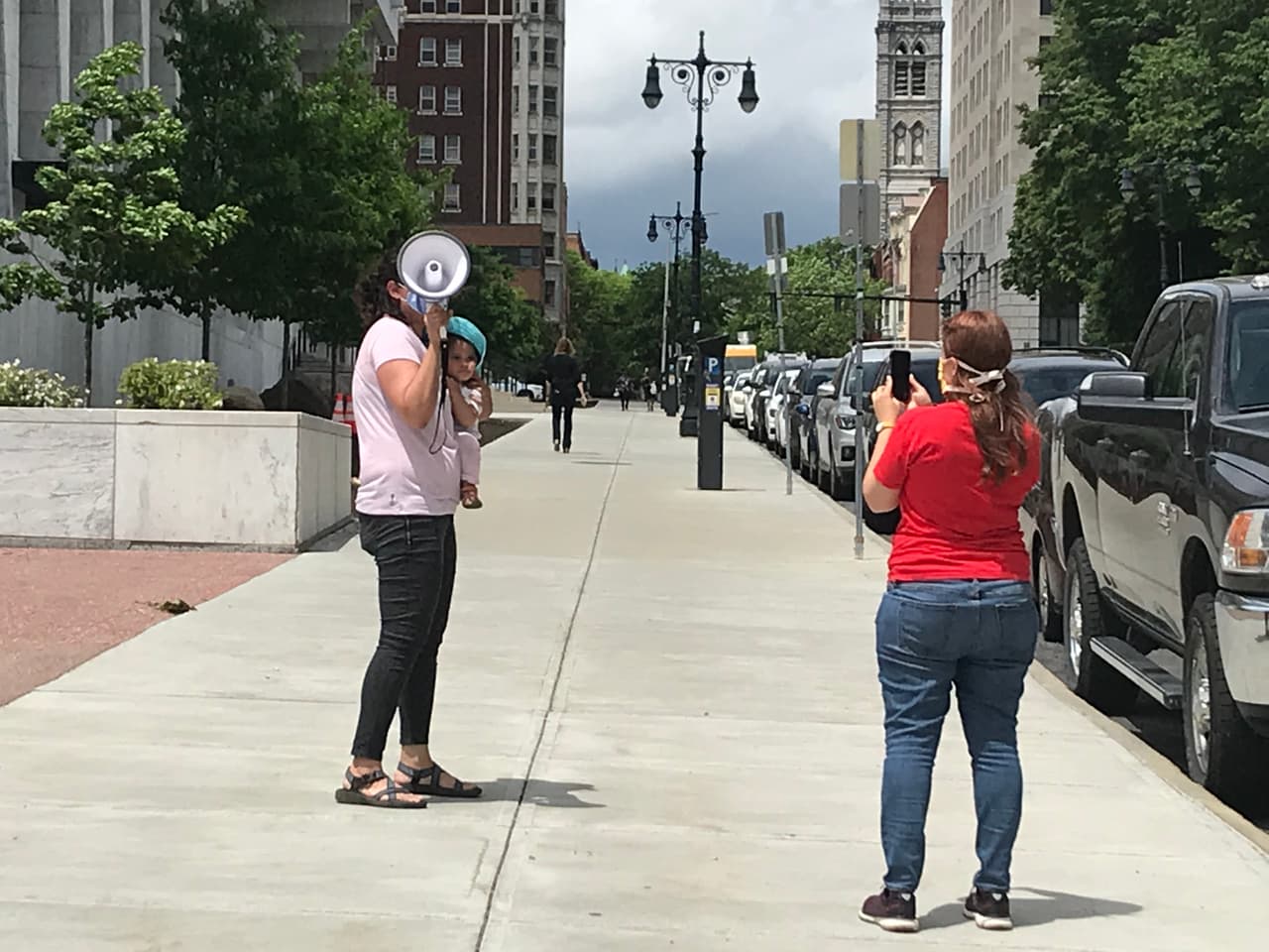 Protestan en Albany para que se cancele la renta en Nueva York.