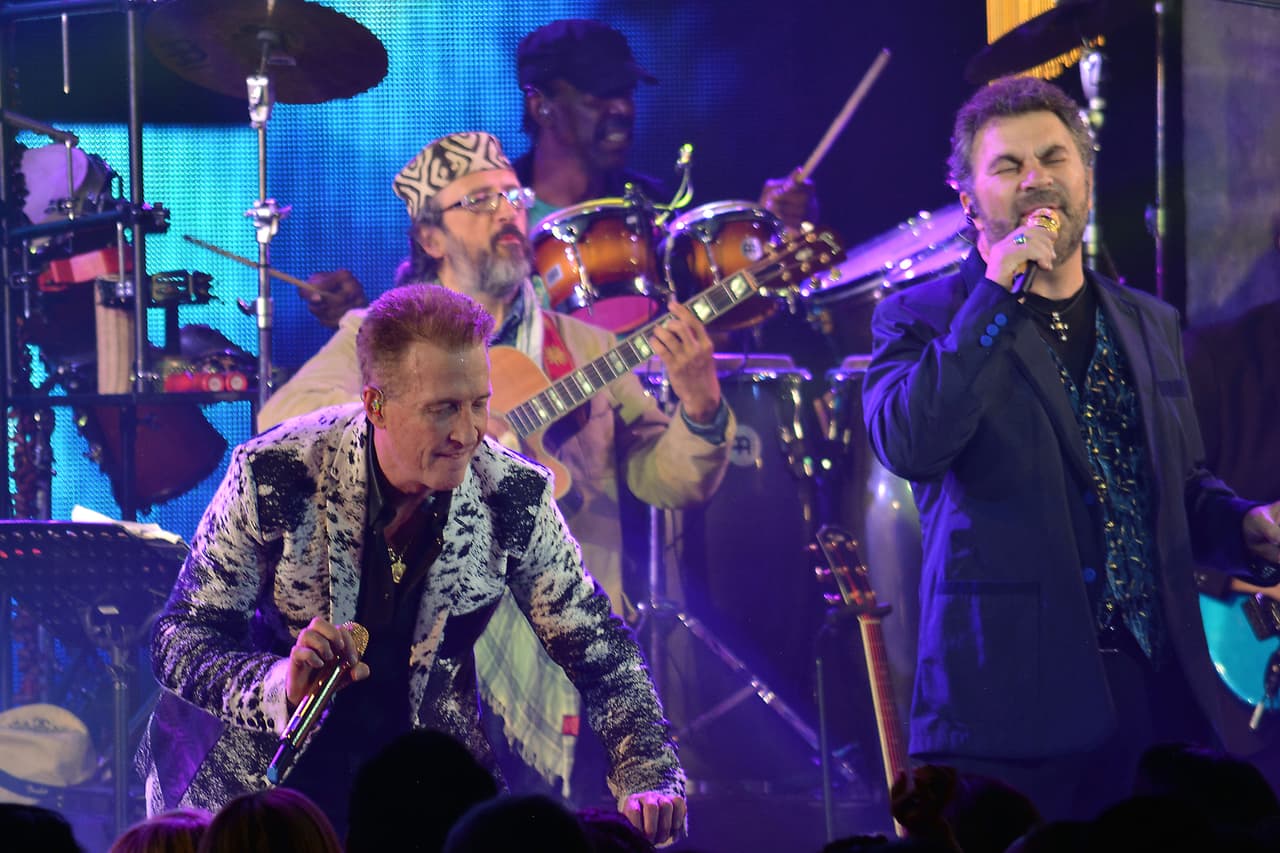 El cantante de 60 años de edad consideró que 'Rompecabezas' es "un disco que lo hemos hecho, desde la parte principal del disco que es la parte medular, siempre escoger las canciones, set list es siempre lo más importante de un disco. Entonces, lo hicimos entre Alex, Héctor y yo [...]".