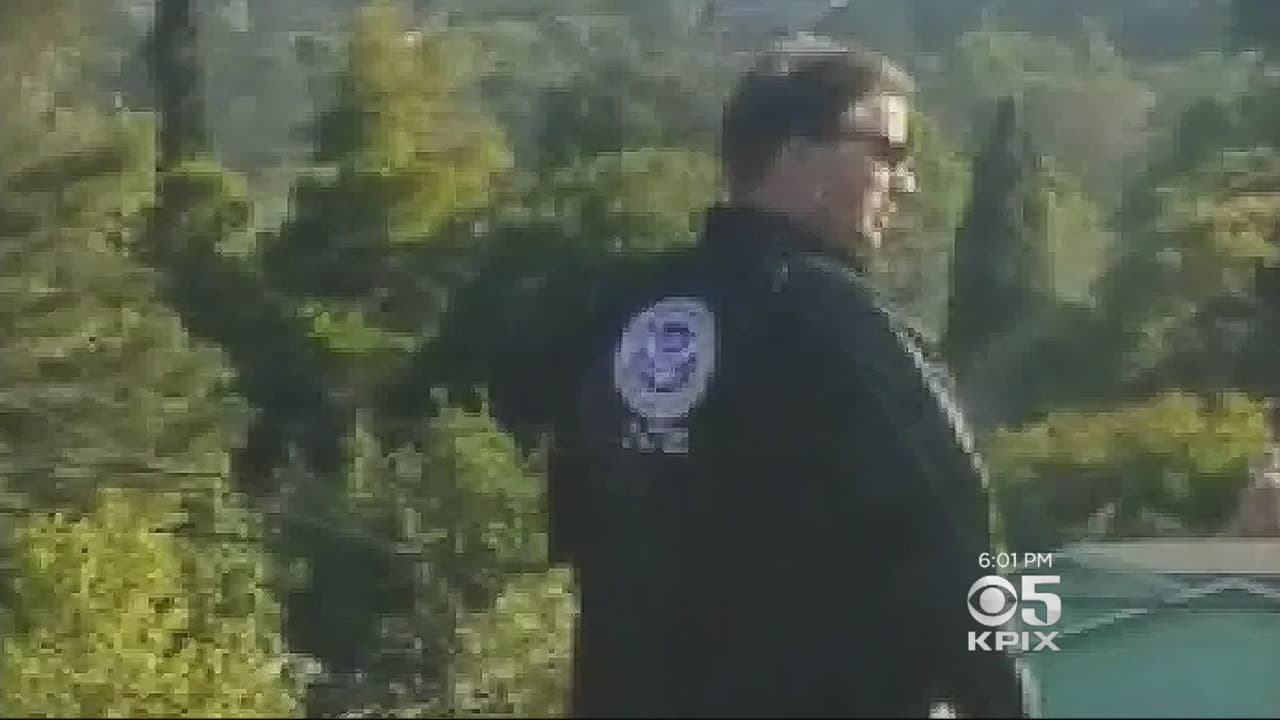 Un hombre sembró el pánico al presentarse con una chaqueta falsa de ICE en una misa hispana en California