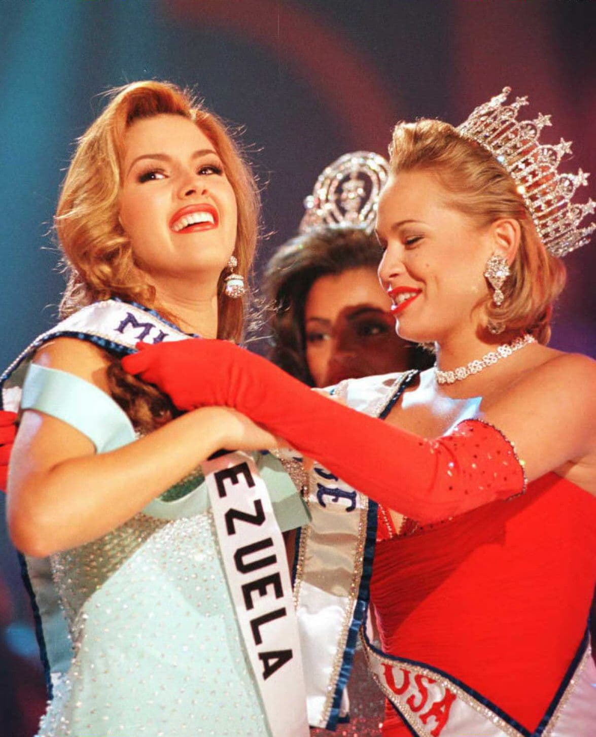 La venezolana, quien recibió su corona en 1996, dijo en julio pasado que hablaría de los abusos que sufrió durante el concurso.