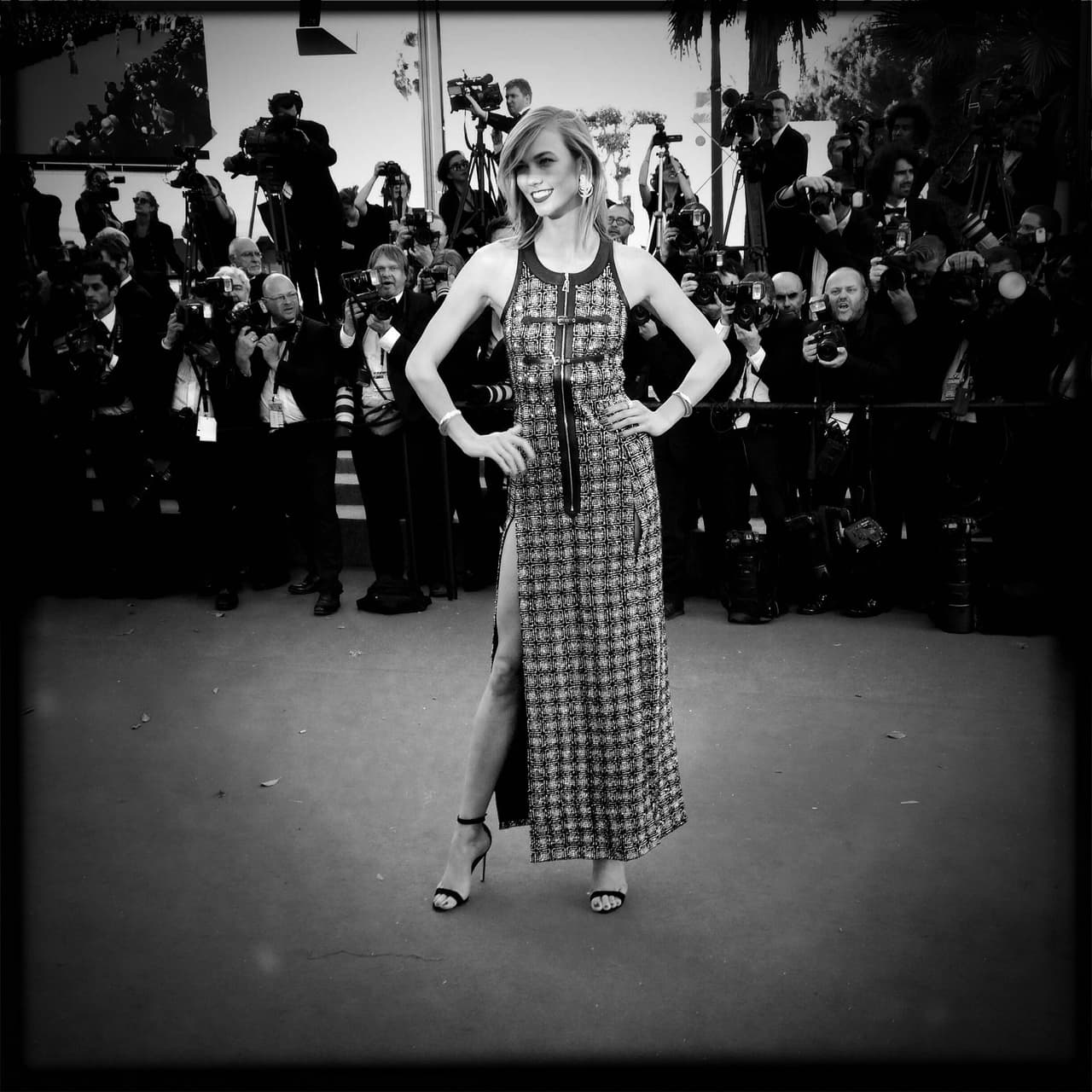 O también puede elegir algo más sencillo, con capas tenues y colores térreos para situaciones más formales.