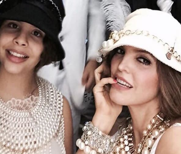 Aunque Paula tiene claro que su mamá es Mariana Levy, Ana Bárbara se convirtió en su segunda mamá.