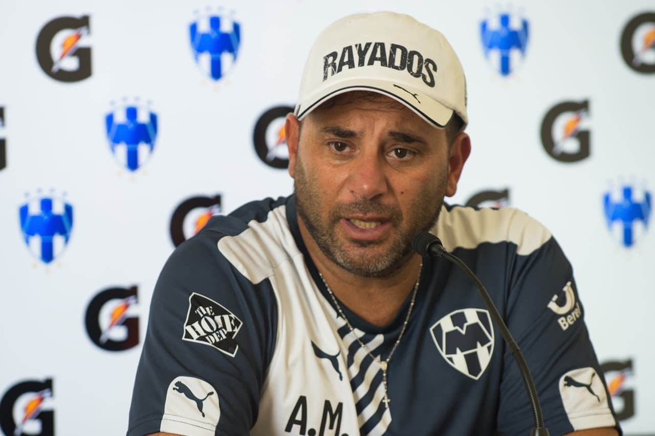 Antonio Mohamed: " El equipo no se va a caer"