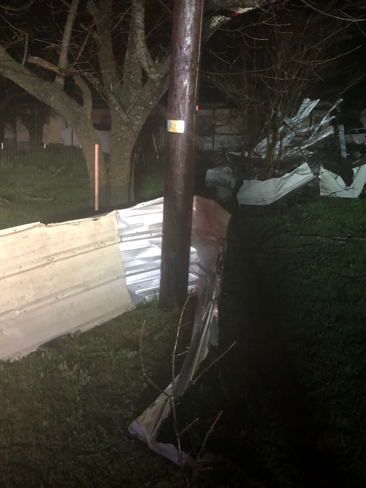 Algunos daños en Johnson County debido al paso de la tormenta el miércoles 13 de marzo de 2019.