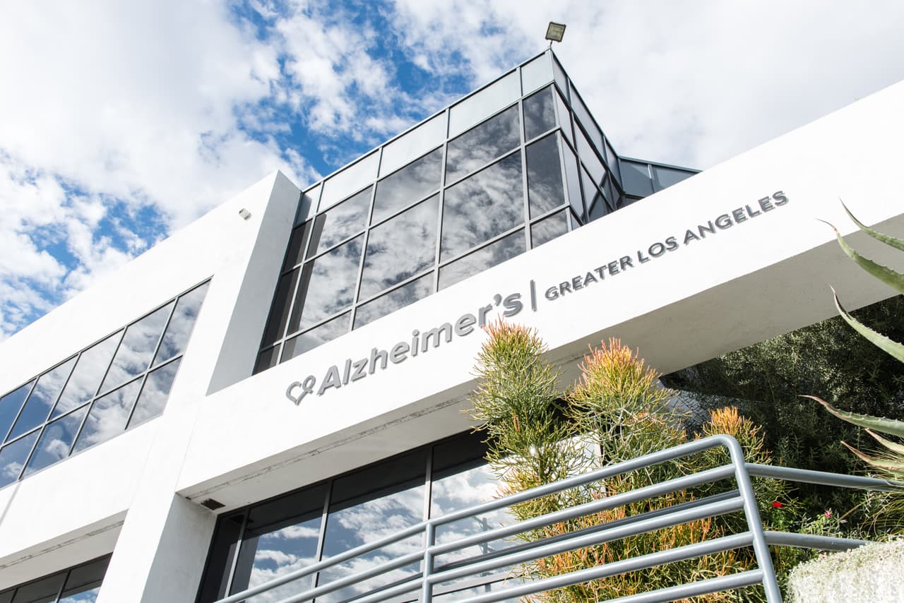Con cinco centros en el sur de California, Alzheimer's Greater Los Angeles es una institución sin fines de lucro, orientada al tratamiento de la demencia.