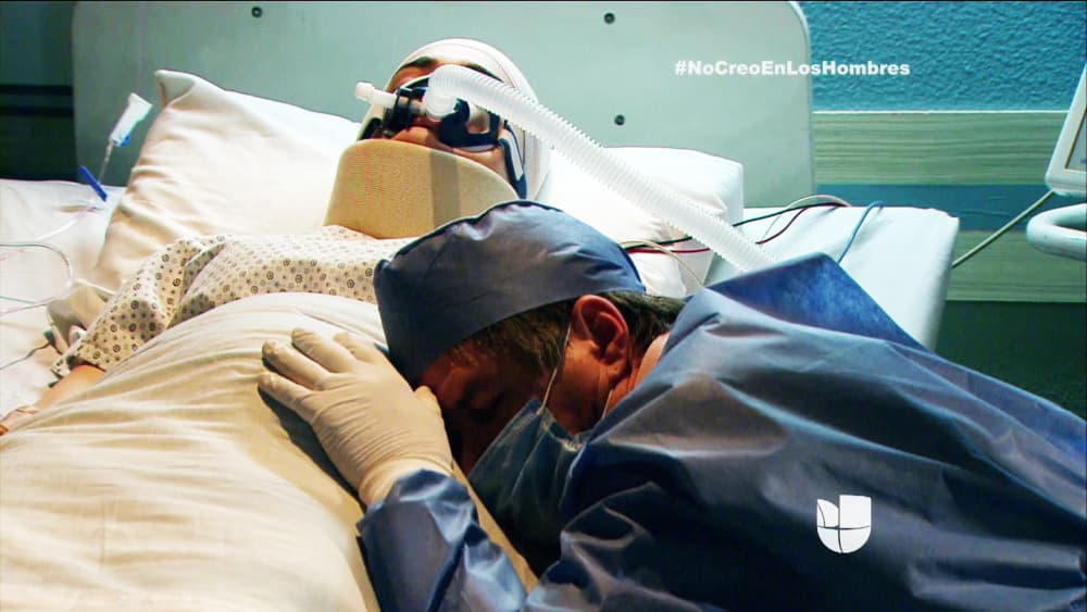 Pobre Claudio sufrió mucho la muerte cerebral de Isela.