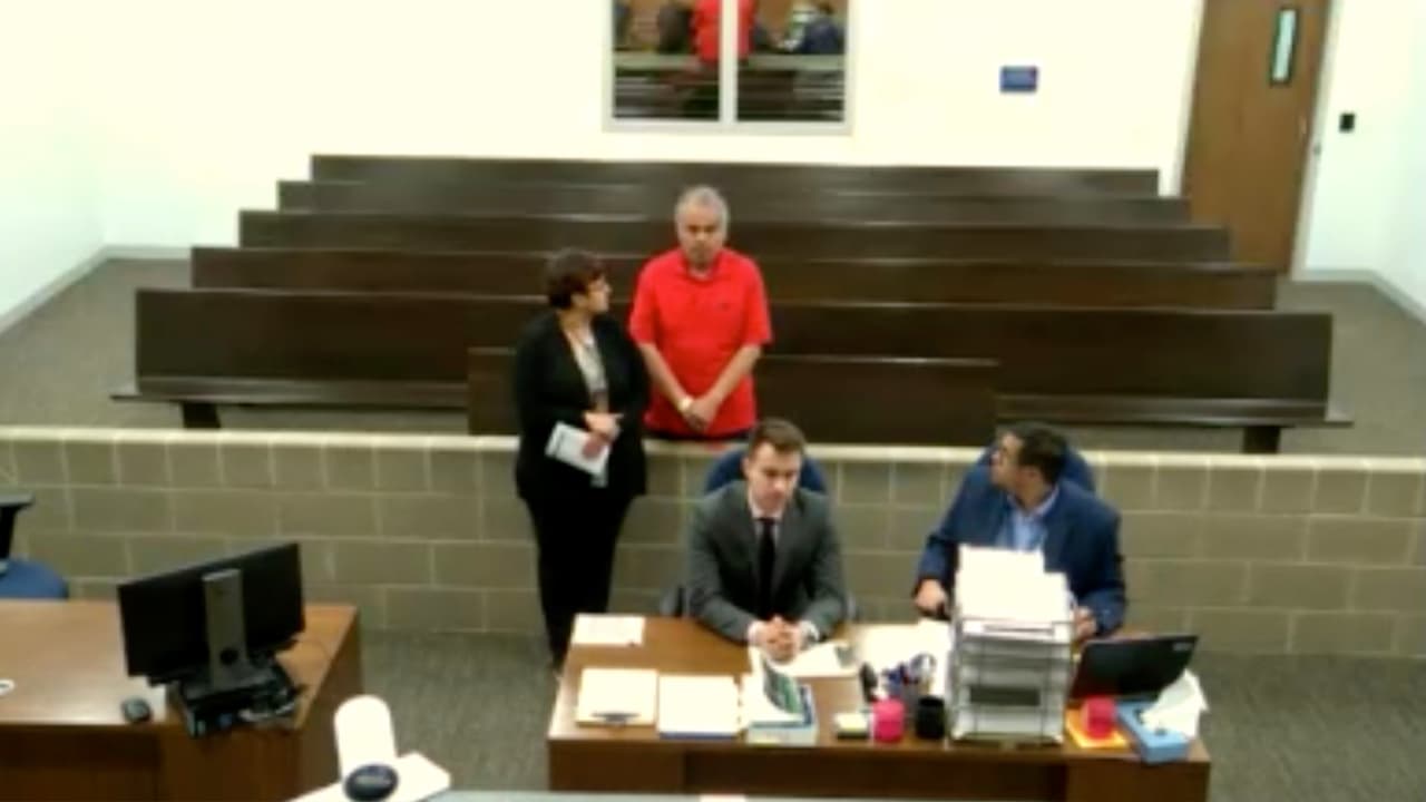 100 dólares de fianza a hispano acusado de tocar de forma inapropiada a estudiante