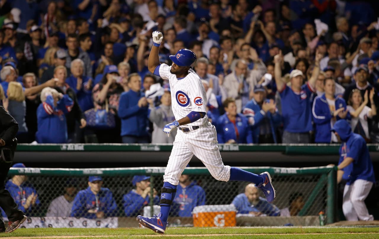 Cubs pegan 6 jonrones y sacan ventaja sobre Cardinals