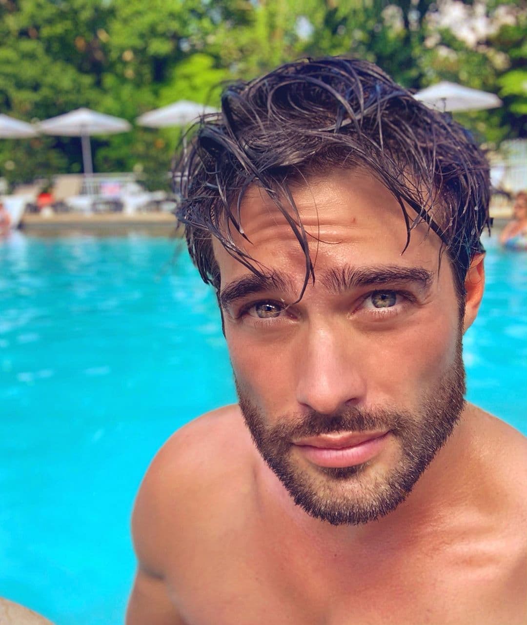 "Acá los estoy saludando desde Ciudad de México, me fui de Buenos Aires, ya estoy extrañando, pero bueno, estoy muy contento también acá porque estoy encarando un proyecto realmente muy importante para mí", refirió el actor el pasado 12 de julio en Instagram.