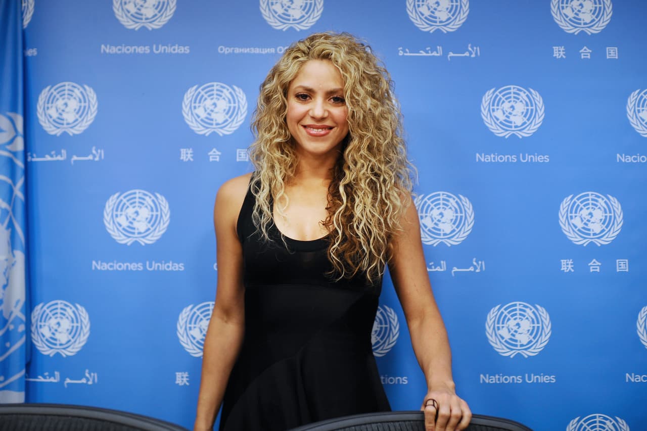 Desde 2003 es embajadora de la UNICEF, en donde ha sido reconocida por su labor altruista.