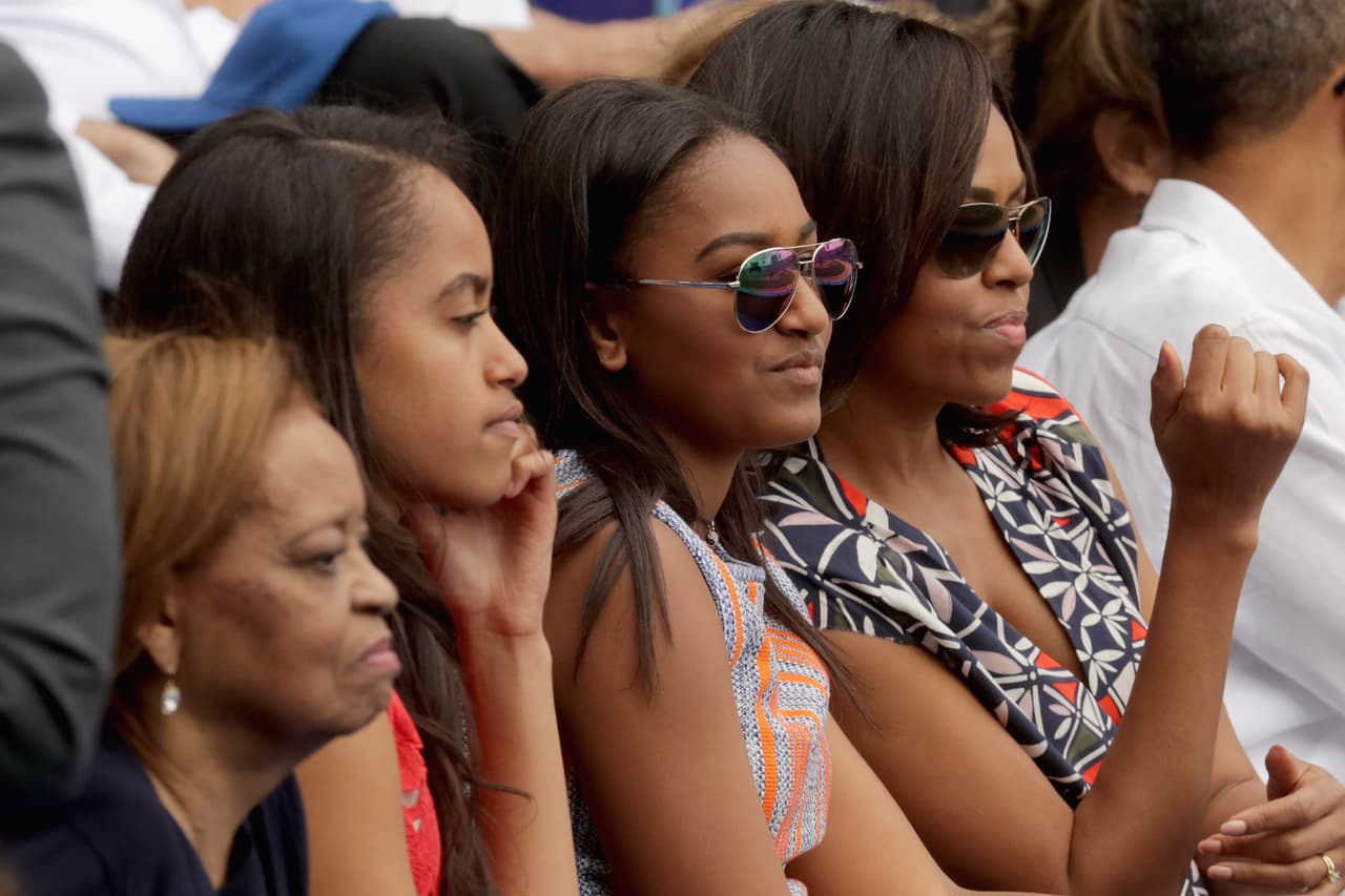 Sasha, Malia y Michelle Obama en su viaje por Cuba.